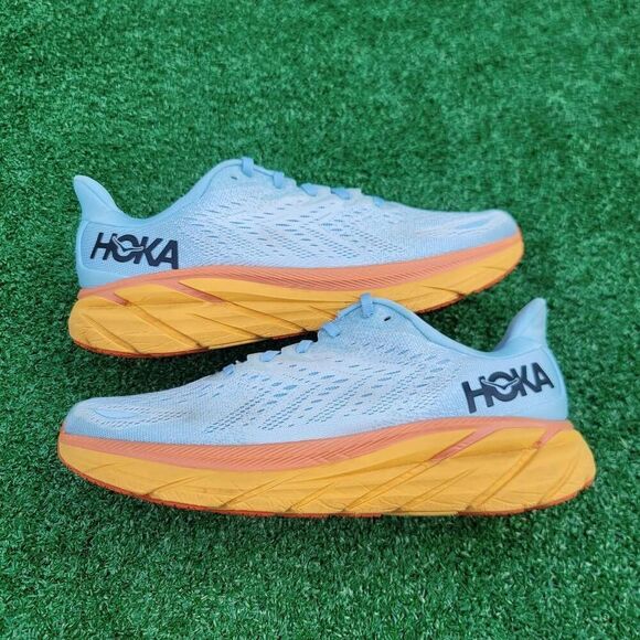 Hoka One One Shoes - Hoka One One Clifton 8 - Women's running shoes - Size 10.5B